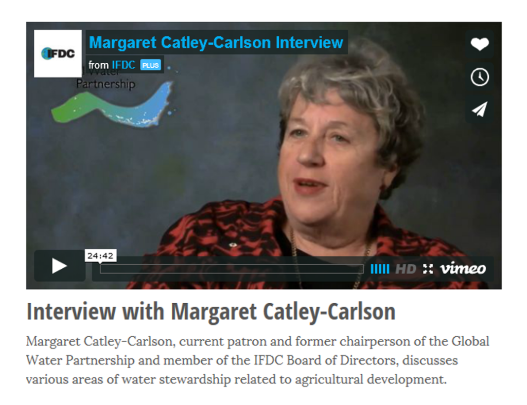 Margaret Catley-Carlson, miembro de la junta de IFDC, habla sobre la conservación del agua 